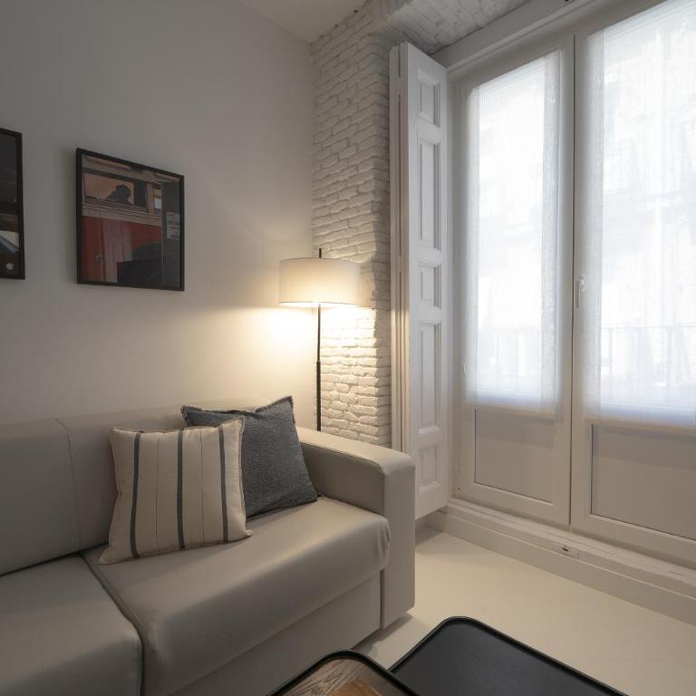 Reina Sofia Center - Apartamento - 6