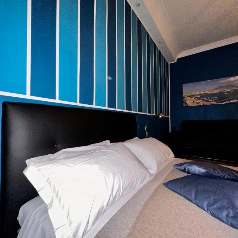 Mammina Home - Quadruple Room with Balcony - 19
