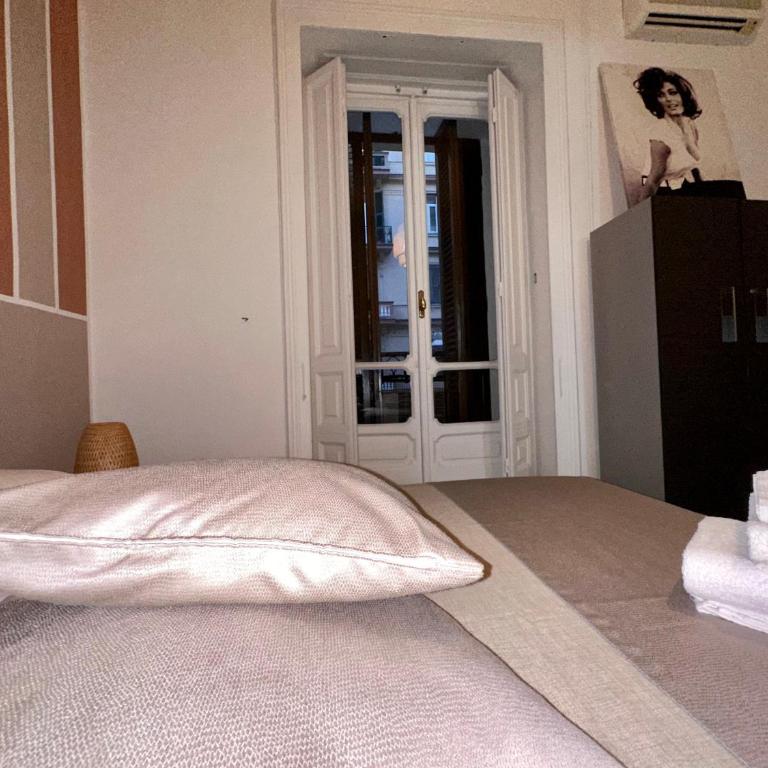 Mammina Home - Double Room with Balcony - 23
