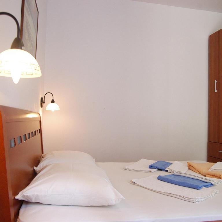 Apartments Maris - Comfort One-Bedroom Apartment - 2