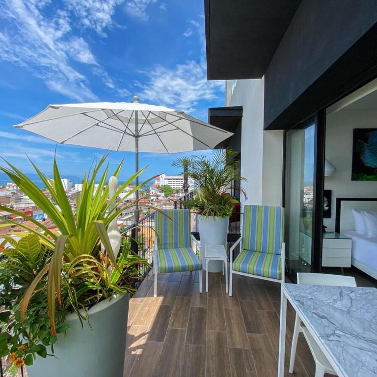 Blissful Ocean-View Penthouse with Rooftop Pool - Maison de Vacances - 17
