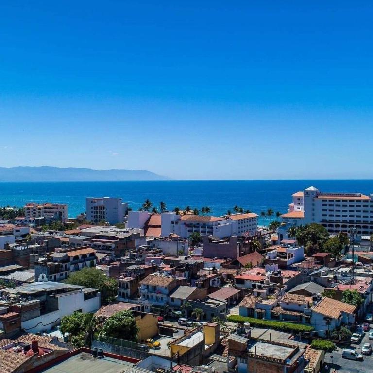Blissful Ocean-View Penthouse with Rooftop Pool - Maison de Vacances - 23