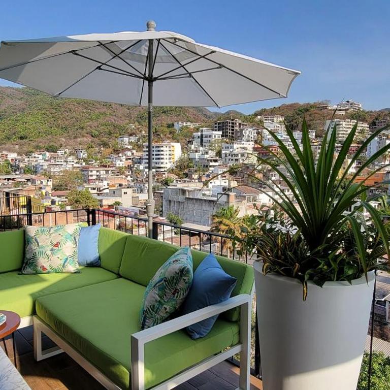 Blissful Ocean-View Penthouse with Rooftop Pool - Maison de Vacances - 50