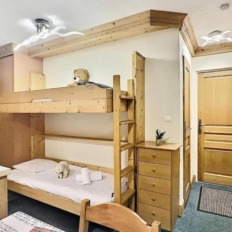 Résidence Le Pramecou - Appartement de charme 6 personnes à Tignes proche des pistes et des commerces dans le quartier du Val Claret. Appartement situé MAE-2016 - Appartement - 11