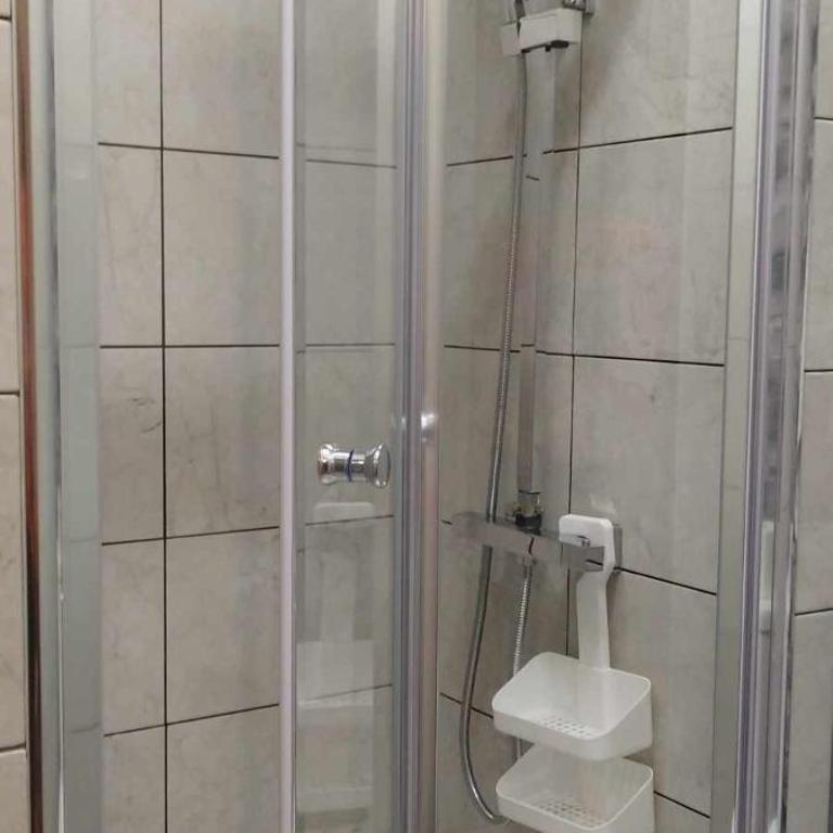 Appartements au bord de la rivière - Appartement avec Vue et Balcon - 16