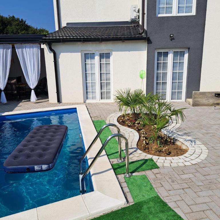 Happy Vecation - Apartman sa 2 Spavaće Sobe - 2