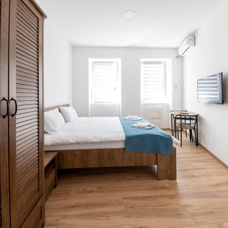 Colours Plus - Apartman sa 2 Spavaće Sobe - 1