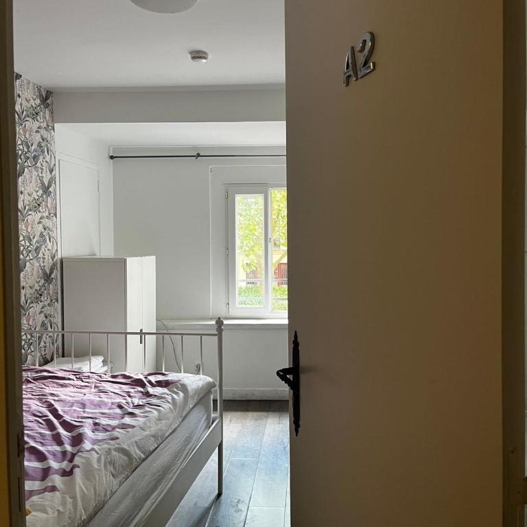 Chez Mia Paris - Chambre Double avec Salle de Bains Privative - 4