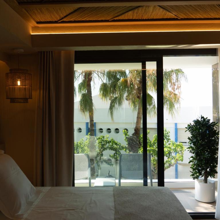 XULOS Rooms & Suites - Habitación adaptada para personas con movilidad reducida - Cama grande - 1