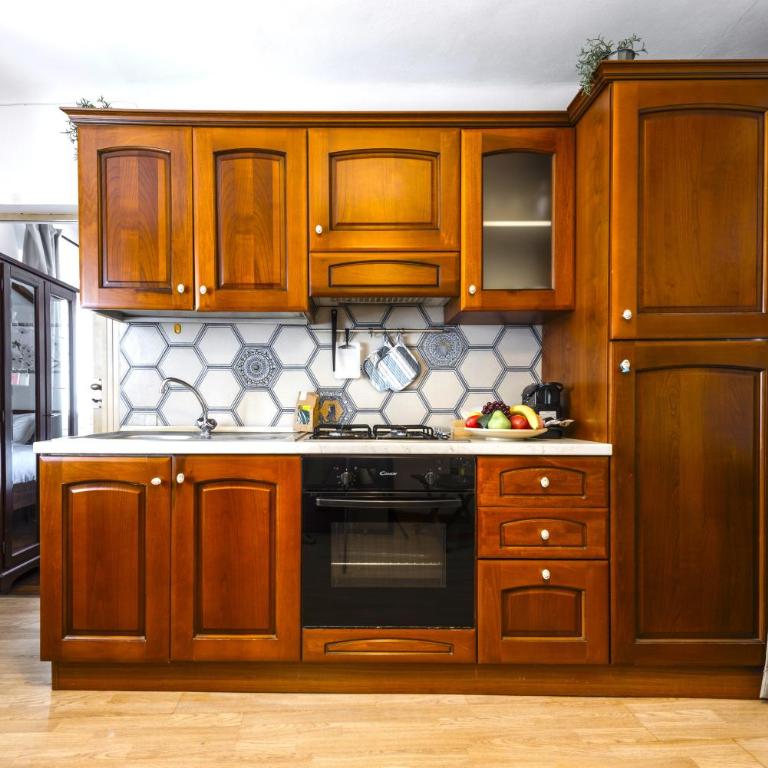 Hostly - La Spina Suite Apartment - Appartamento con 1 Camera da Letto - 9