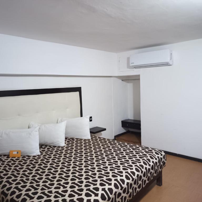 Hotel Essen's - King Suite with Sea View - 13