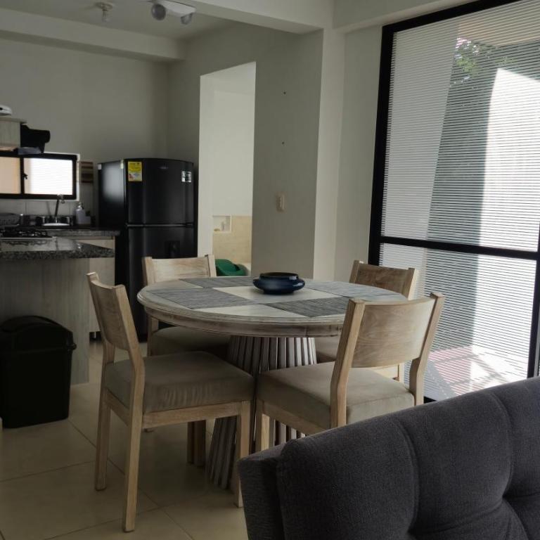 Apartamentos PRIVADOS 2 - 3 Habitaciones 4 Piscinas, 3 Jacuzzi, Sauna Cerca Aeropuerto Eden y Parque del Cafe por Molca Travel - Two-Bedroom Apartment - 50