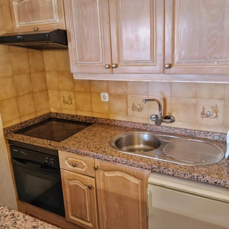 MAXIMAR Apartment , heated swimmingpool - Apartamento de 2 dormitorios - 26