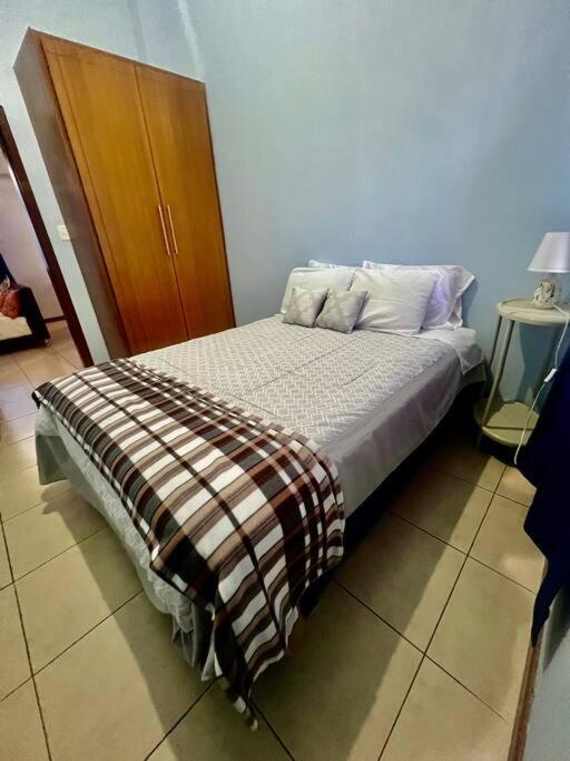 Rising Sun Apt Northeast Quito - Apartamento de 2 dormitorios - 11