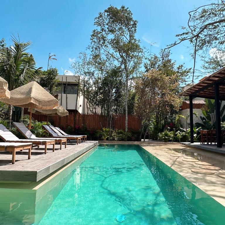 2 Private Pools & BBQ - Deluxe Villa - 44