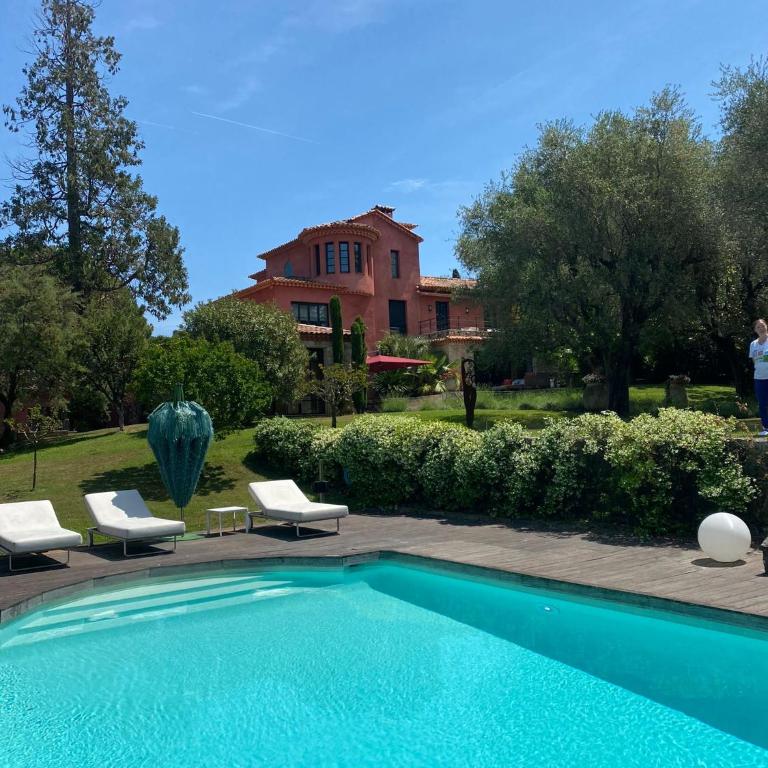 Charming Villa - Maison 7 Chambres - 7