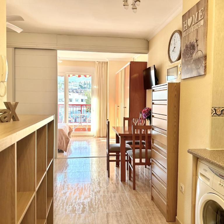 Studio in Costa Del Sol, Sea, Sunshine & Views - Apartment with Balcony - 5