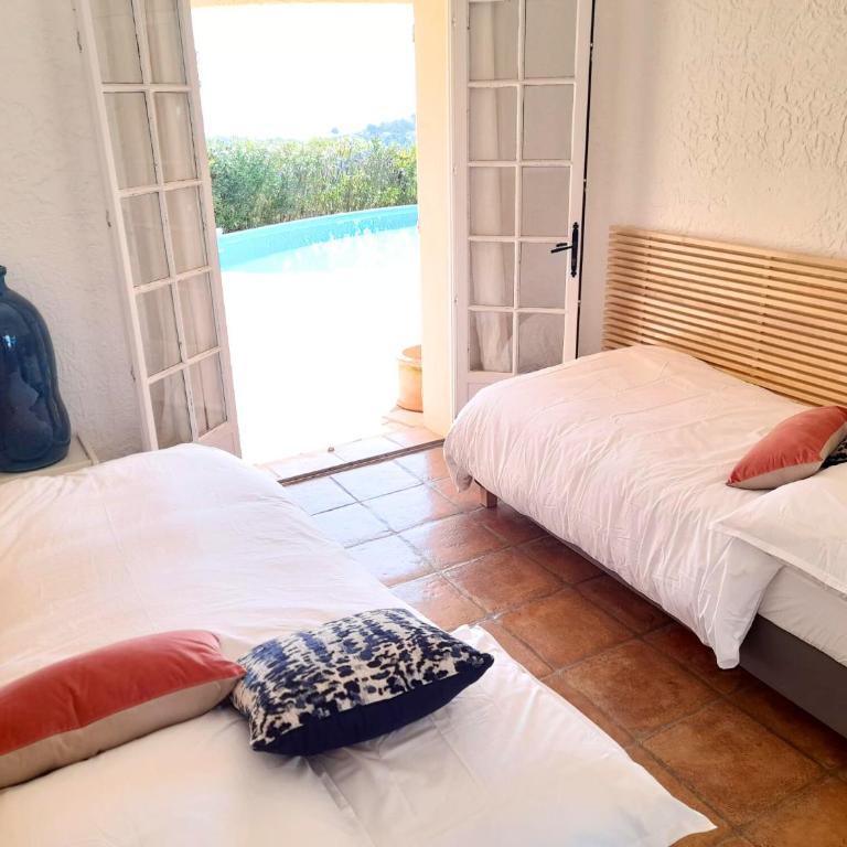 4-Star Private Villa with Heated Pool and Panoramic Sea View at Gulf de Saint Tropez - Villa - 15