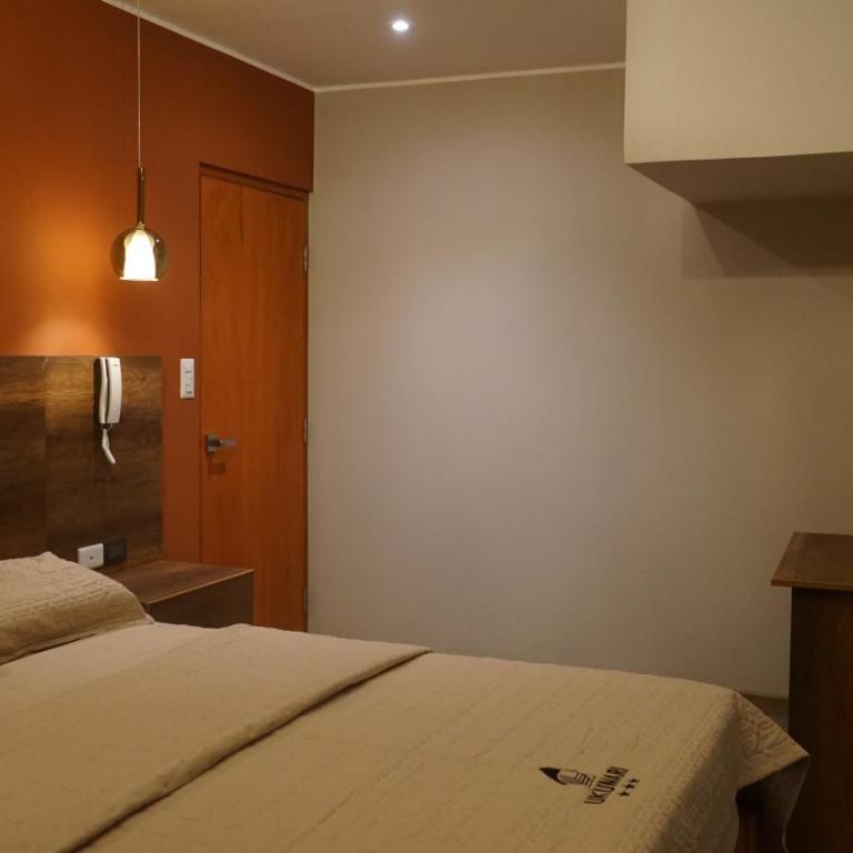 Ukumari Hotel - Family Room with Private Bathroom - 2