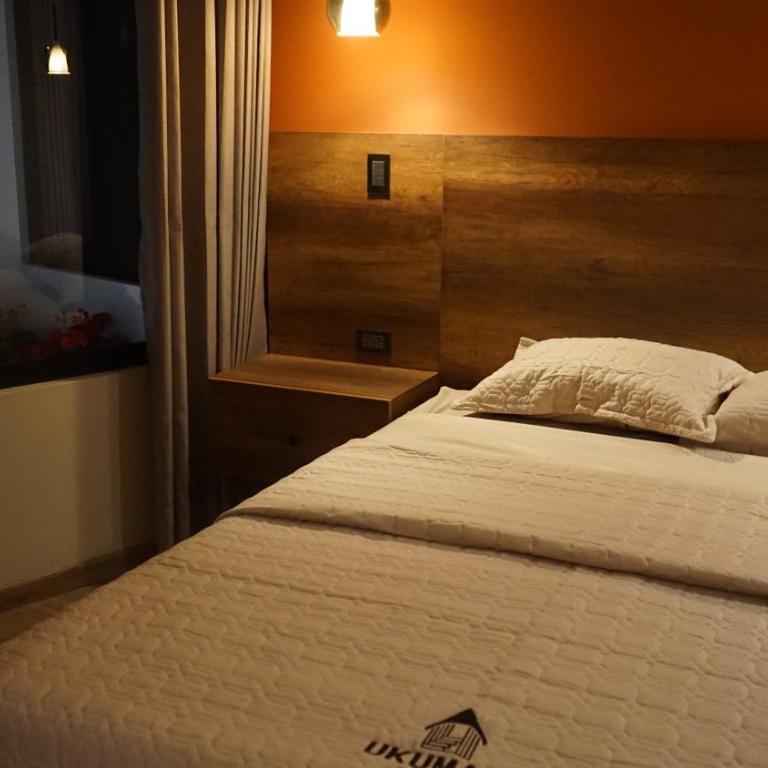 Ukumari Hotel - Family Room with Private Bathroom - 3