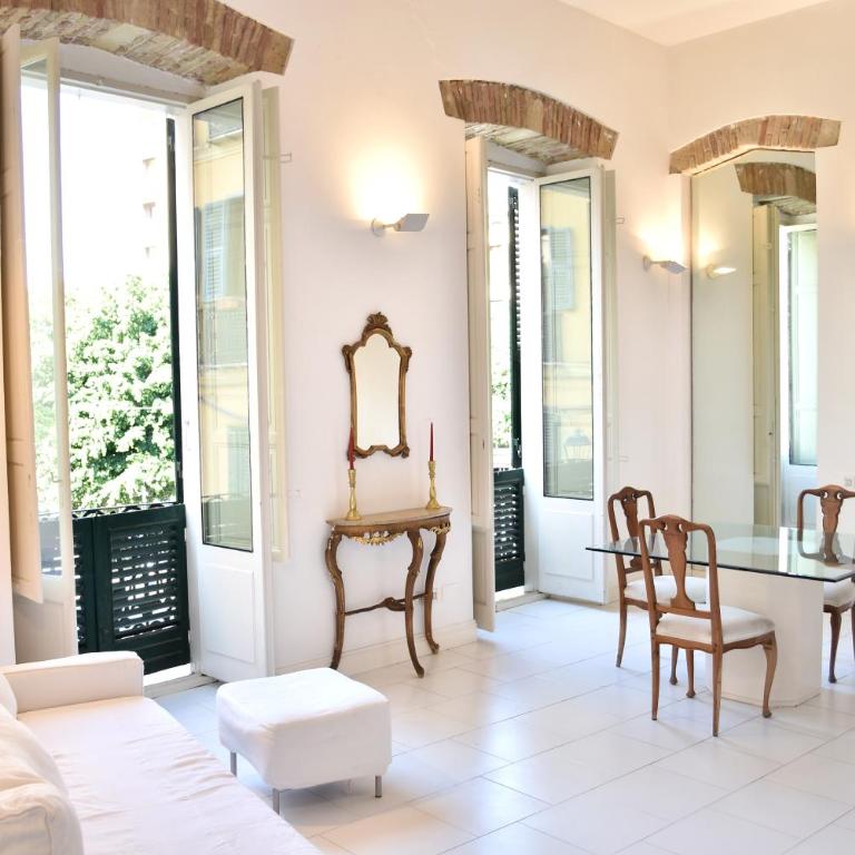Sinclair , loft in center with original romantic fresco - Appartamento Superior con 2 Camere da Letto - 6