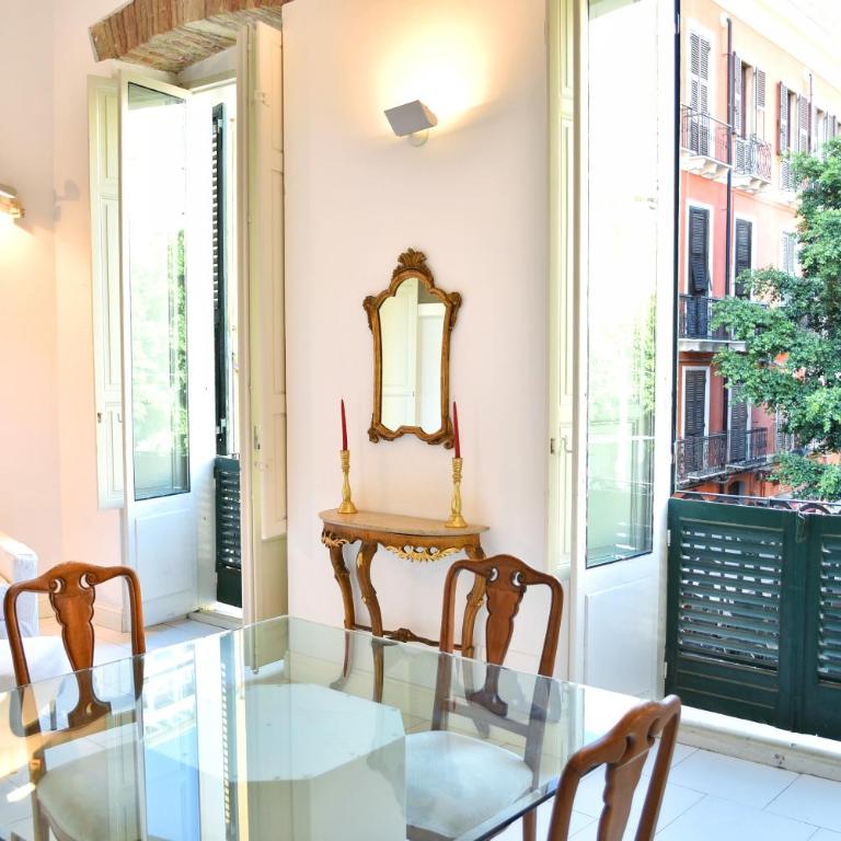 Sinclair , loft in center with original romantic fresco - Appartamento Superior con 2 Camere da Letto - 1