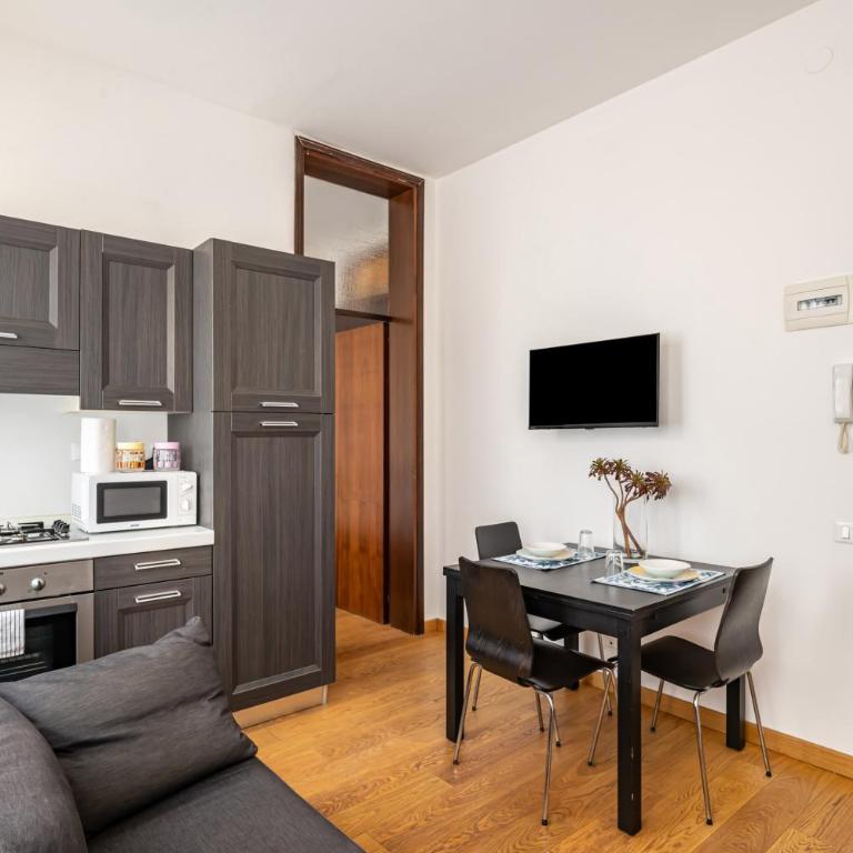 GuestHost - Padova Suite Isabella 500 meters from the Duomo! - Appartamento con 1 Camera da Letto - 1