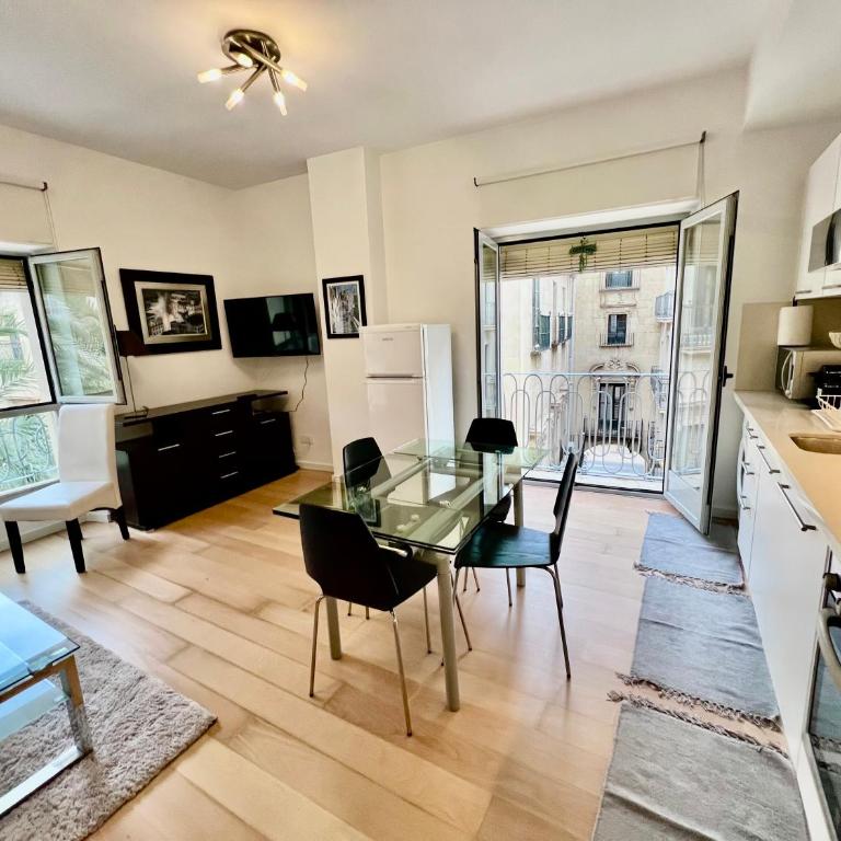 Precioso apartamento en centro histórico de Alicante - One-Bedroom Apartment - 35