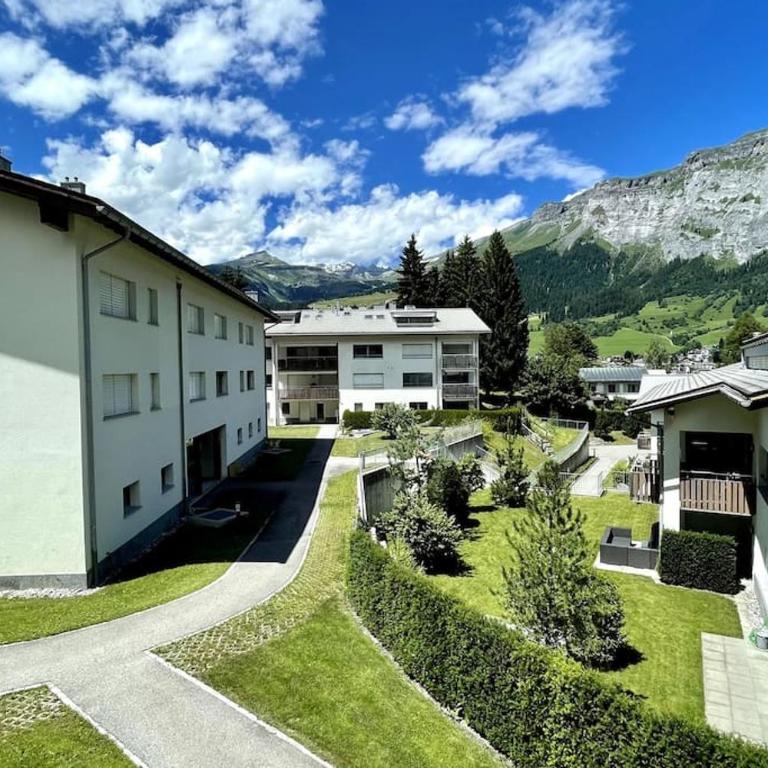 Private luxury 4 bedroom apartment in Flims Waldhaus - Luxuriöse Ferienwohnung mit 4 Schlafzimmern - 9