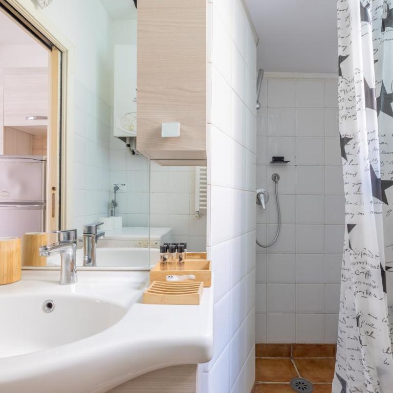 Smart Lodging Urban - Appartamento con 1 Camera da Letto - 24
