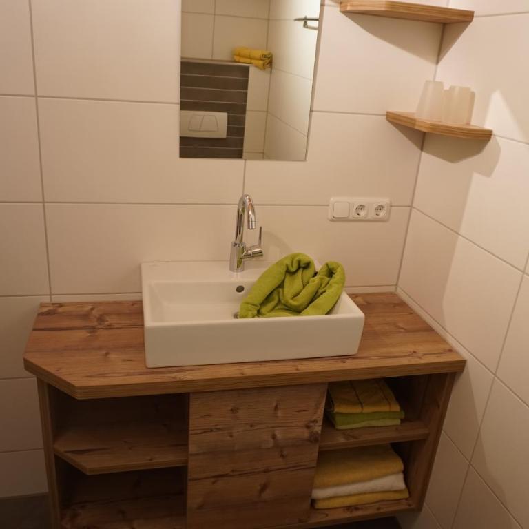 Ferienhof Haslach - Apartment mit 2 Schlafzimmern und Balkon - 7