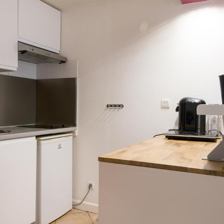 Studio avec Terrasse en centre-ville de La Rochelle 3 étoiles - Appartement 1 Chambre - 9