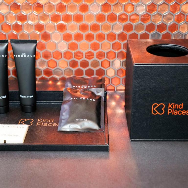 Kind Places - Suite Experience - Suite Queen con Vasca Idromassaggio - 11