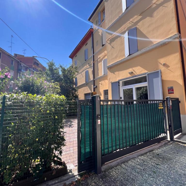 Panigale Deluxe Apartment - Appartamento con 2 Camere da Letto e Vista Giardino - 19