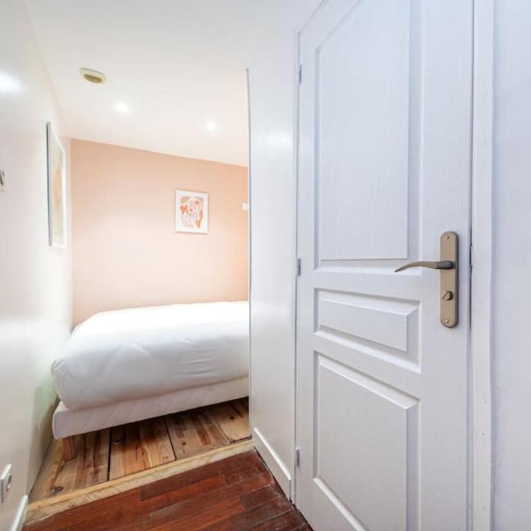 Appartement Coloré aux portes des Buttes Chaumont - Appartement 1 Chambre - 10
