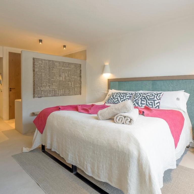 Boutique Hotel Los Limoneros - Deluxe Double or Twin Room with Pool View - 7
