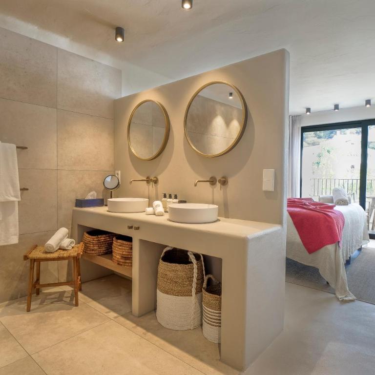 Boutique Hotel Los Limoneros - Deluxe Double or Twin Room with Pool View - 6