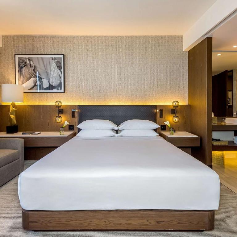 Hyatt Regency Andares Guadalajara - Habitación con cama extragrande. - 1