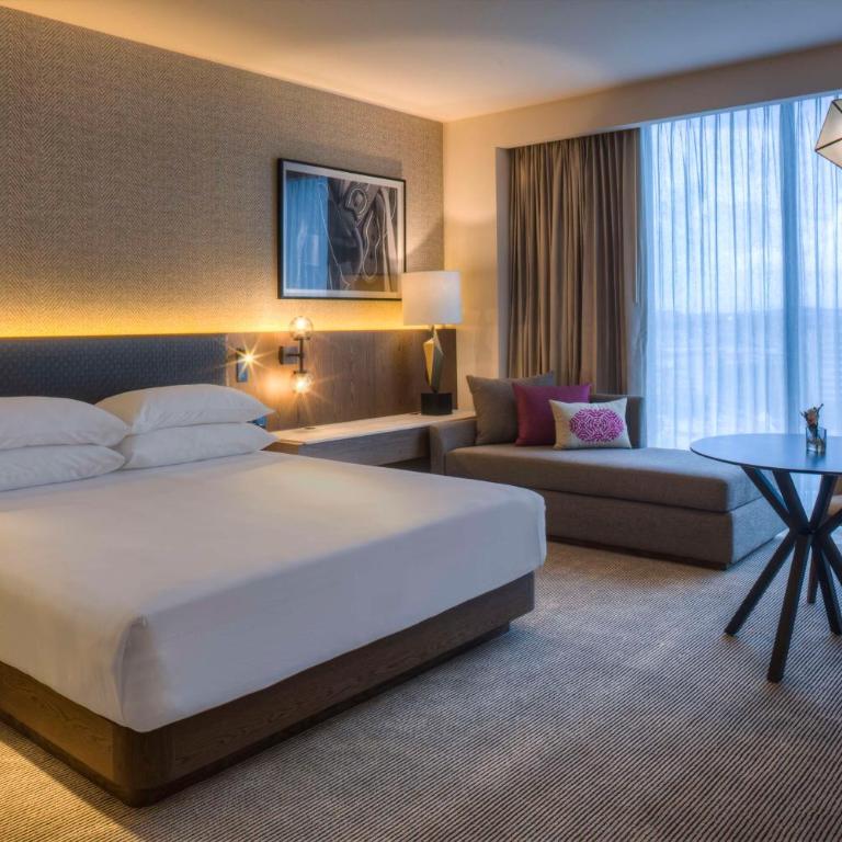 Hyatt Regency Andares Guadalajara - Habitación con cama extragrande. - 7