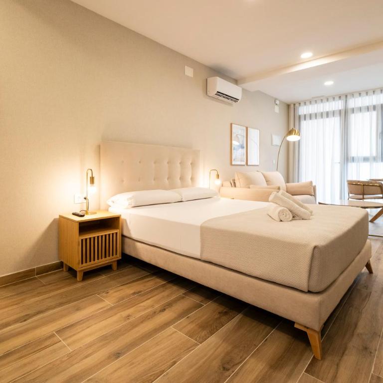 Cortes Suites by Concept Flats - Standard Studio - 10