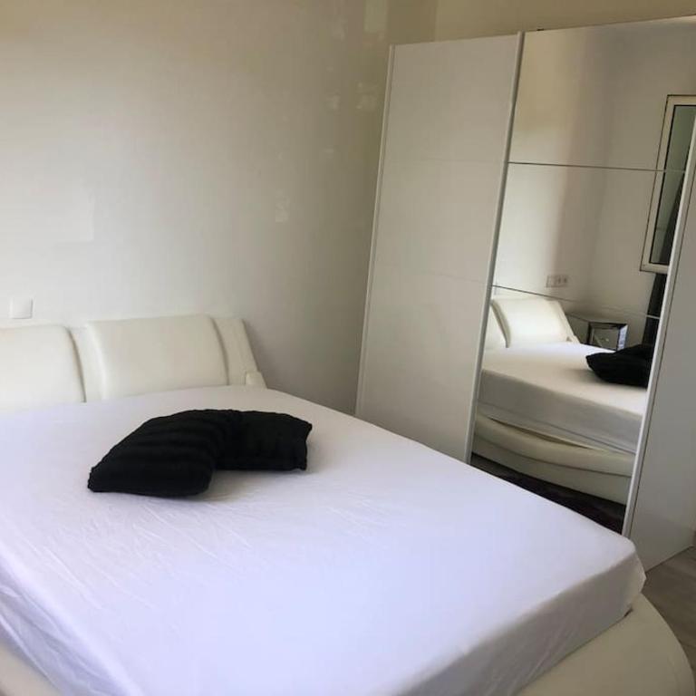 Design appartement - Two-Bedroom Apartment - 8