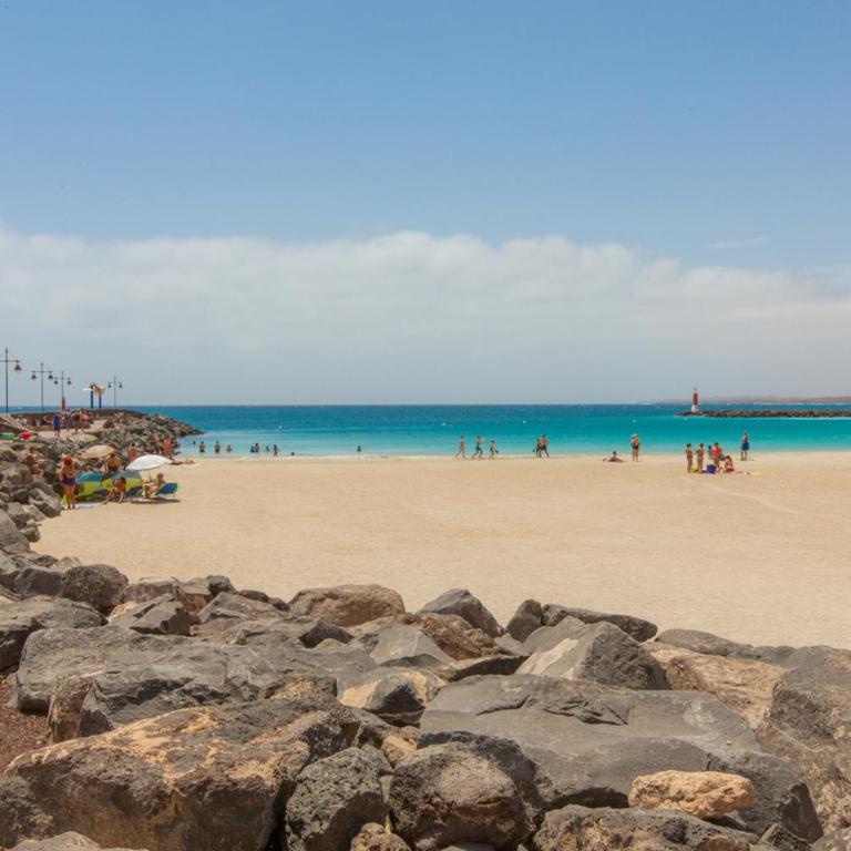 Elegant 2 Bedrooms Flat 5 minutes from the sea & free parking - Apartamento de 2 dormitorios - 36