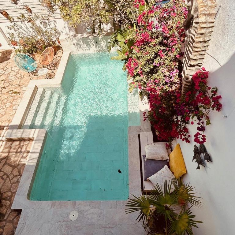 Casa Viva Begur - Four-Bedroom House - 32