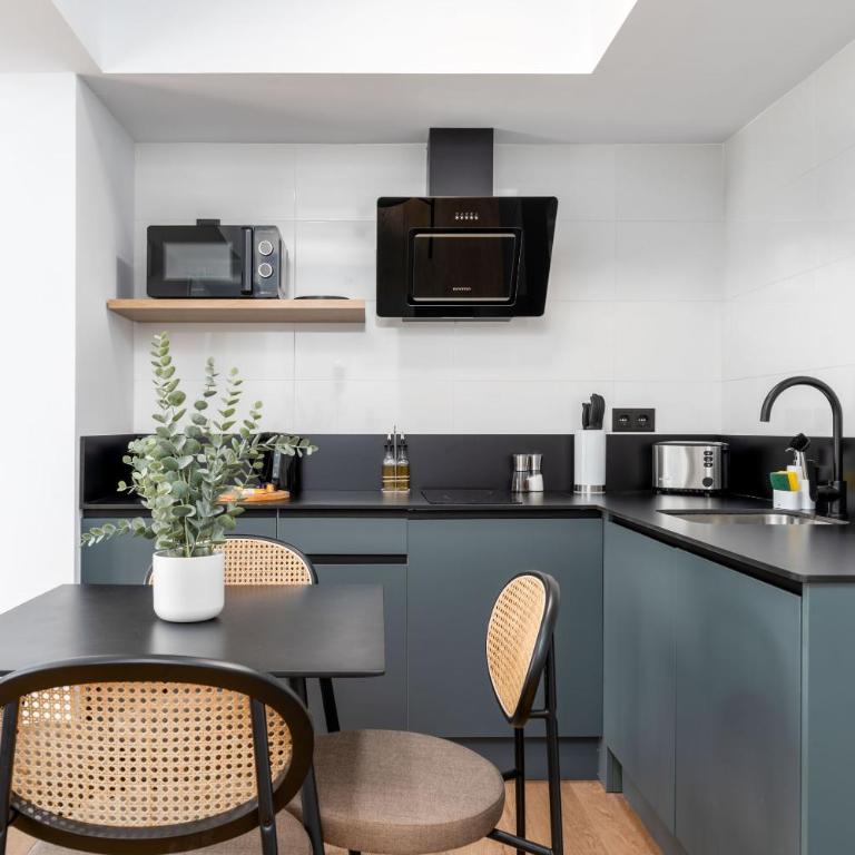 Limehome Oviedo Calle Postigo Bajo - Apartamento Junior de 1 dormitorio con balcón - 4