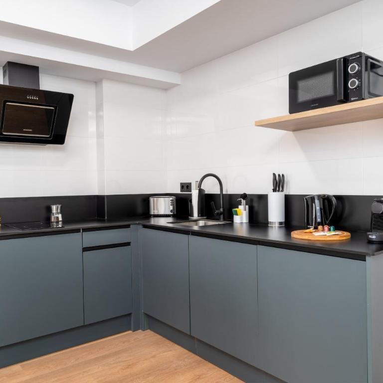 Limehome Oviedo Calle Postigo Bajo - Apartamento de 2 dormitorios con terraza en la azotea - 9