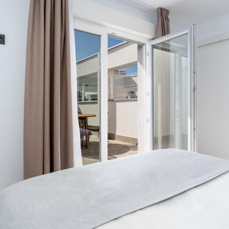Limehome Oviedo Calle Postigo Bajo - Apartamento de 2 dormitorios con terraza en la azotea - 12