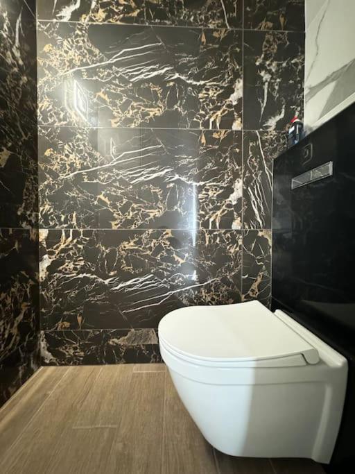 Jolie F3 Berthelot , Tout Equipé - WI-FI , CL-FD Berthelot 10eme - Appartement 2 Chambres - 7