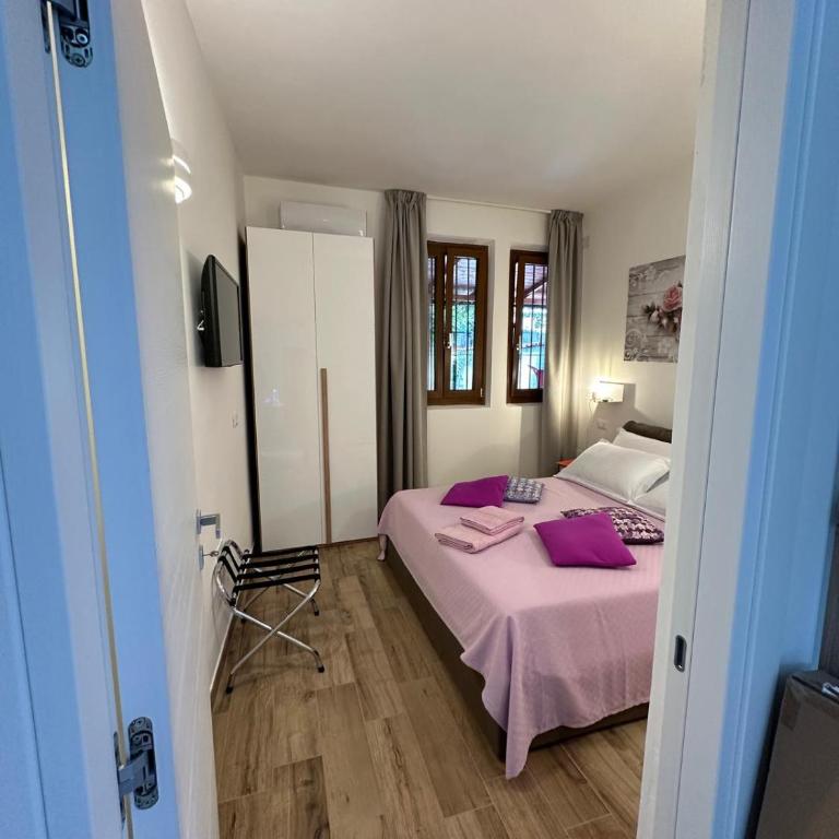 Il Glicine - Camera Matrimoniale Deluxe con 1 Letto Supplementare - 12