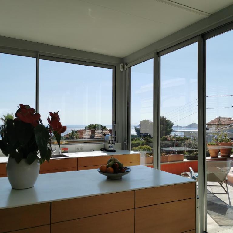 VILLA HELIOS - vue mer, terrasse, jardin, piscine, parking - Villa mit 3 Schlafzimmern - 14