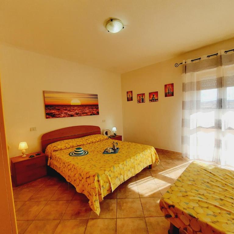 Case vacanza nella via Centrale - Three-Bedroom Apartment with Balcony - 5